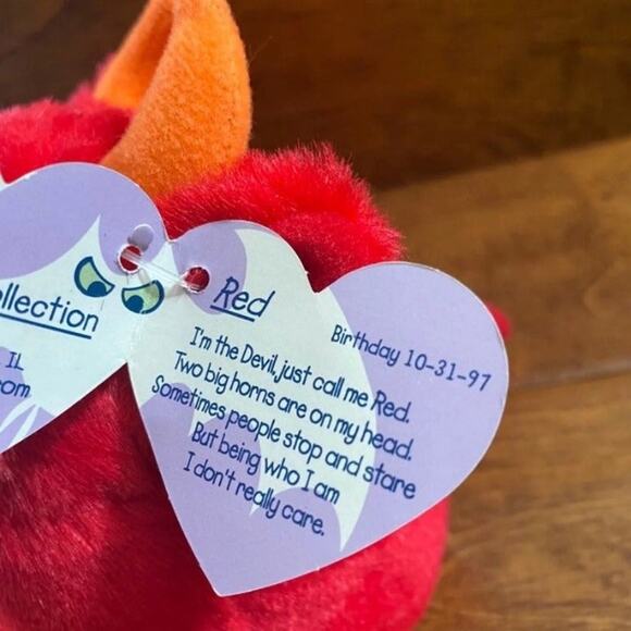 SWIBCO Puffkins Vintage 1990s "Red" Devil Plush - Picture 4 of 4